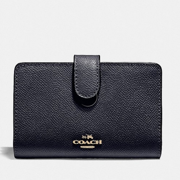 Coach Handbags - 🎉HP🎉 Medium Coach Wallet